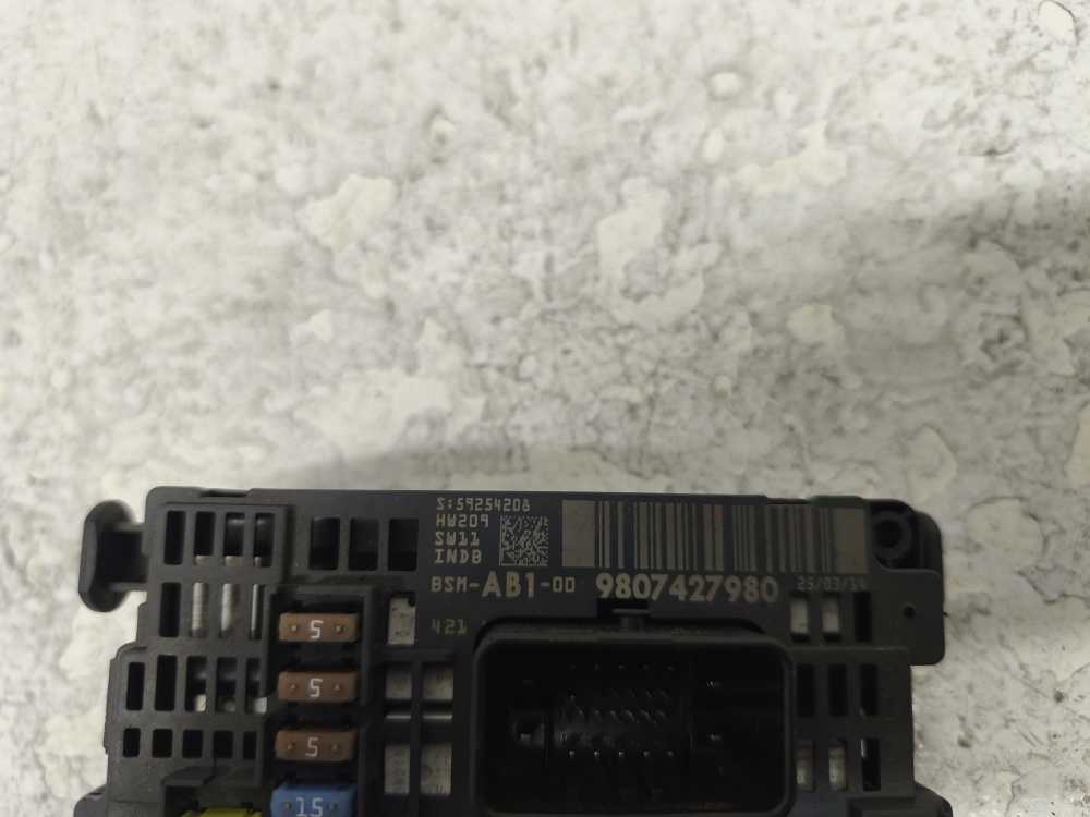 BOITIER ELECTRONIQUE CITROEN / PEUGEOT BSM-AB1 - Vue 2